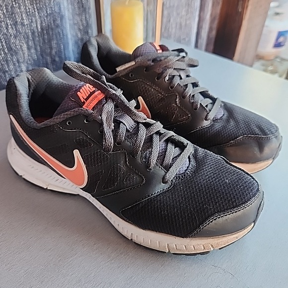 Nike Downshifter Black Orange White Trim Running Shoe Women's Size 8 - Picture 7 of 9